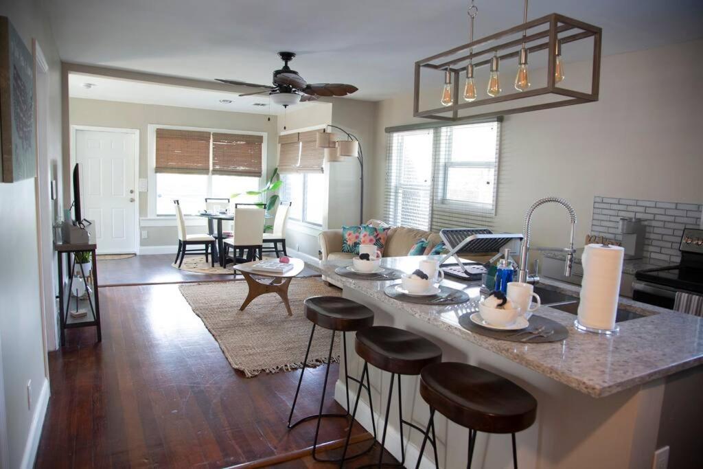 Two Bedroom Ranch With Private Deck Close To Beach Lake Worth Beach Kültér fotó